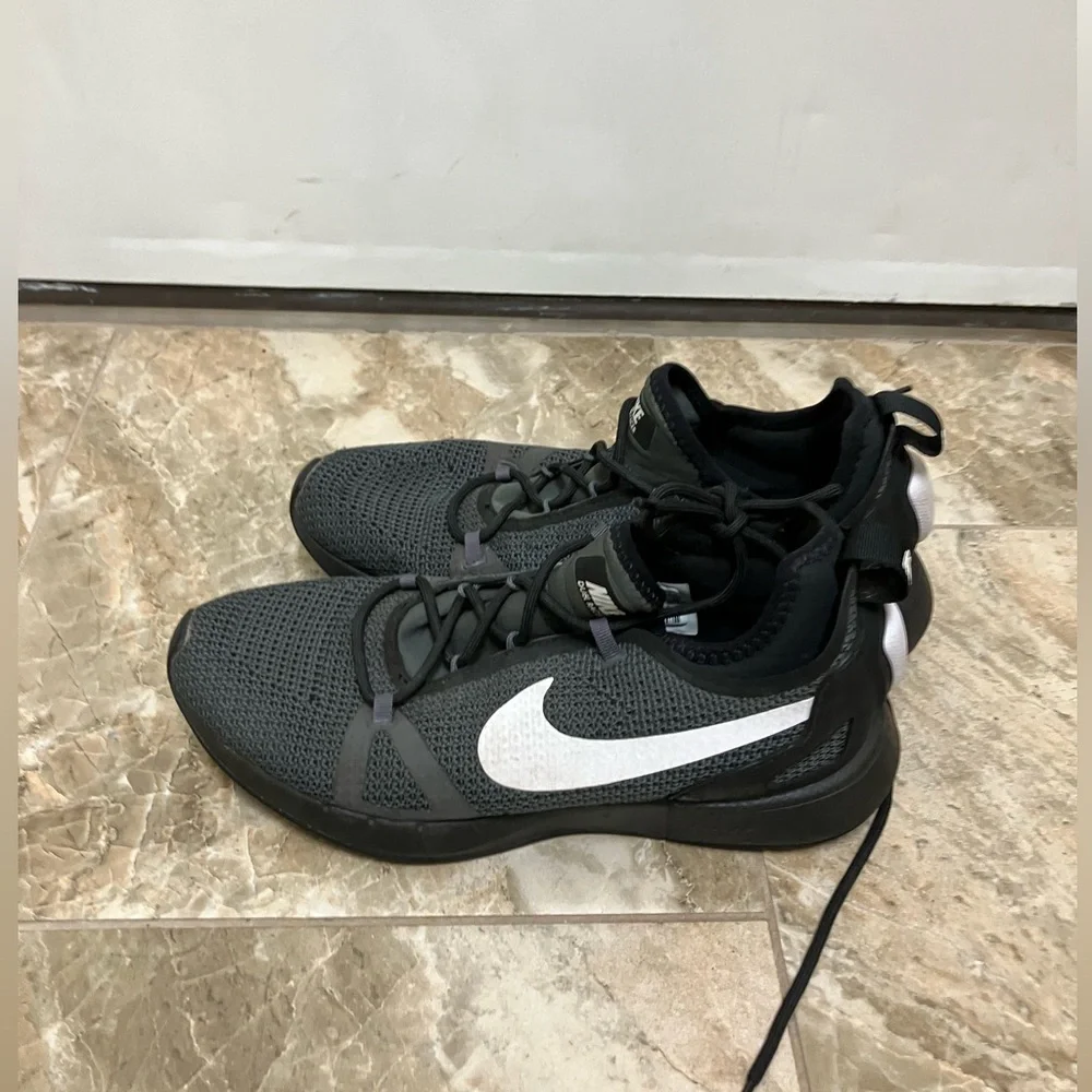 Nike Duel Racer Sneakers Size 9 - Picture 3 of 5